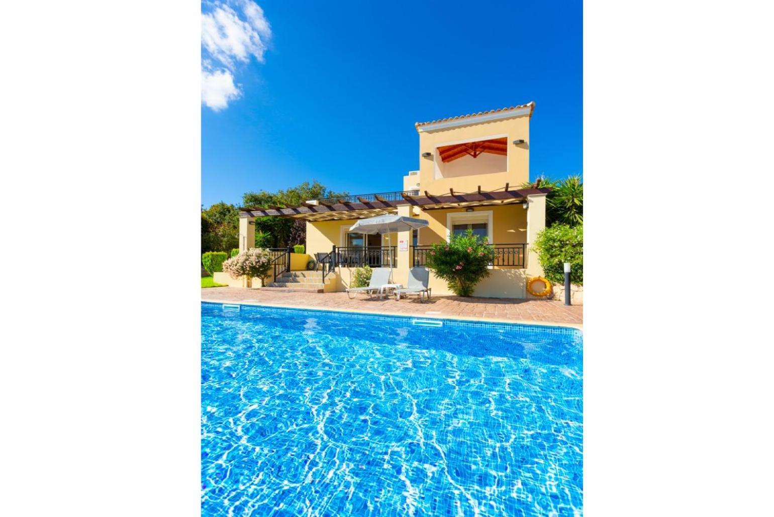 Villa Mary Gerani  Bagian luar foto